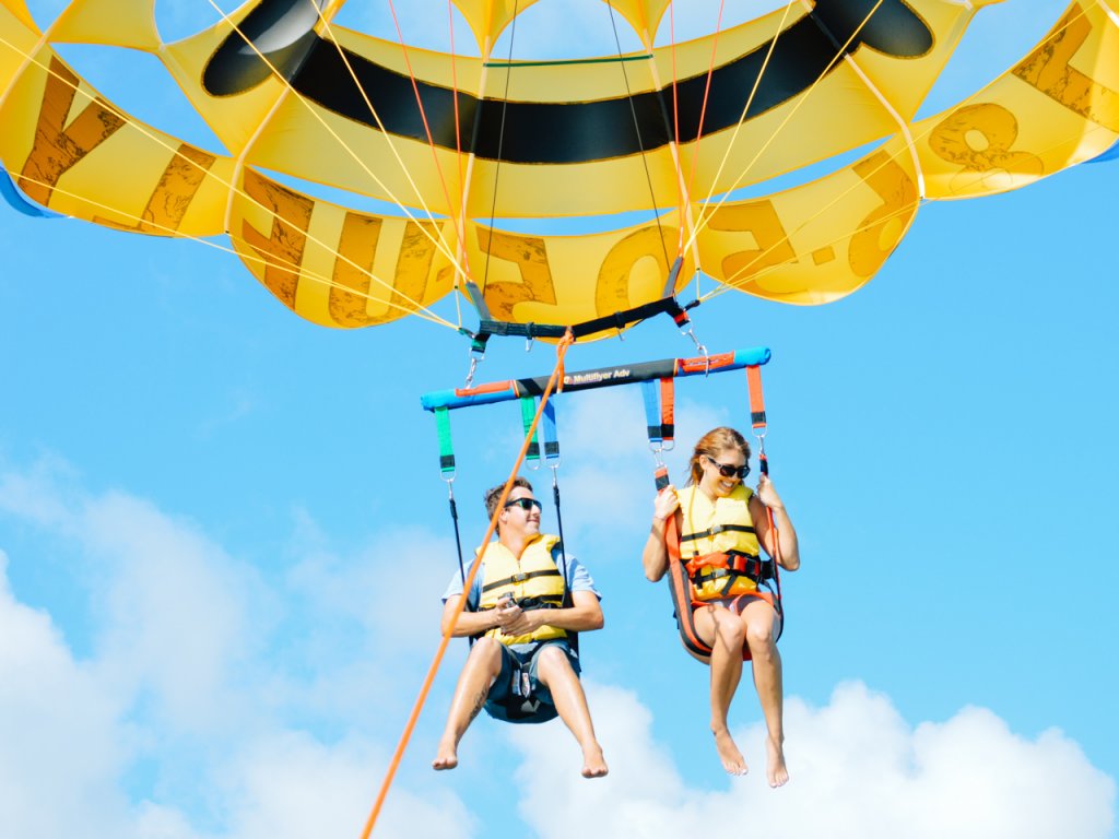 Icmeler Parasailing