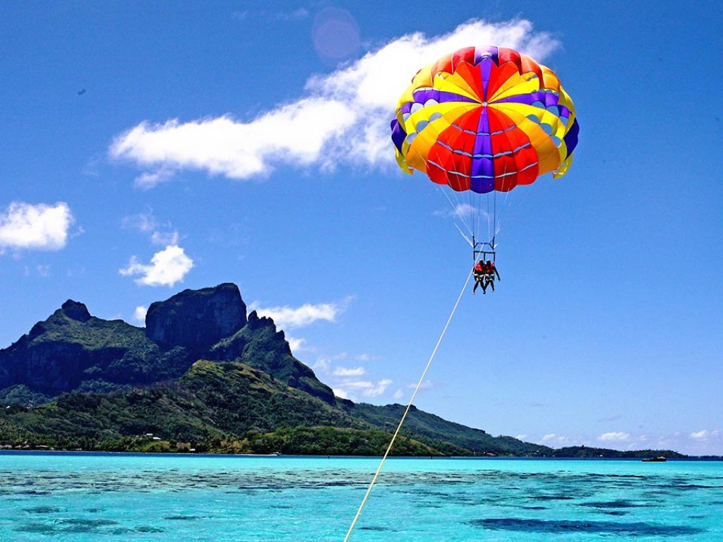 Icmeler Parasailing