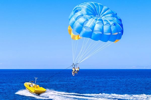 Icmeler Parasailing