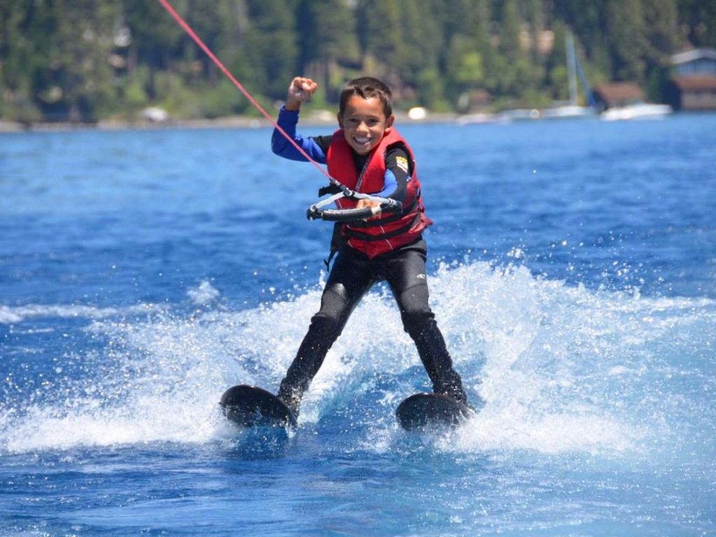 Icmeler Water Skiing