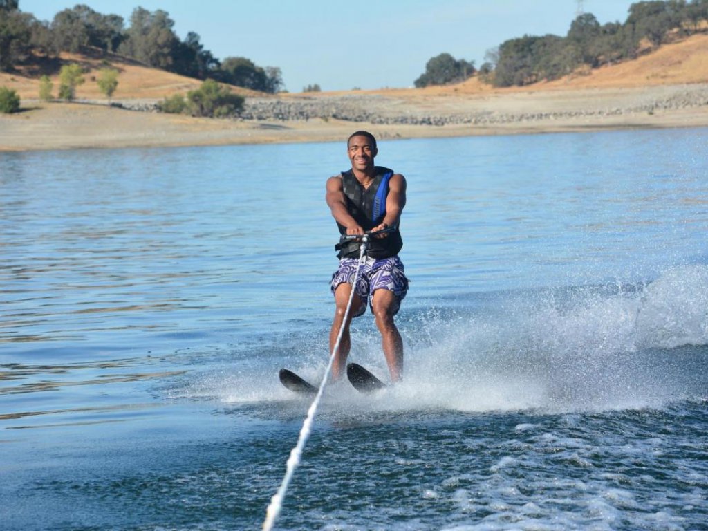 Icmeler Water Skiing