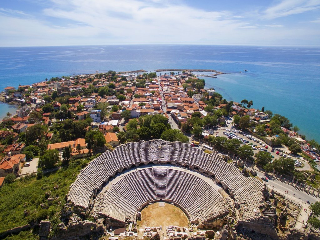 ANTALYA PERGE & ASPENDOS & SİDE VE MANAVGAT ŞELALESİ TURU