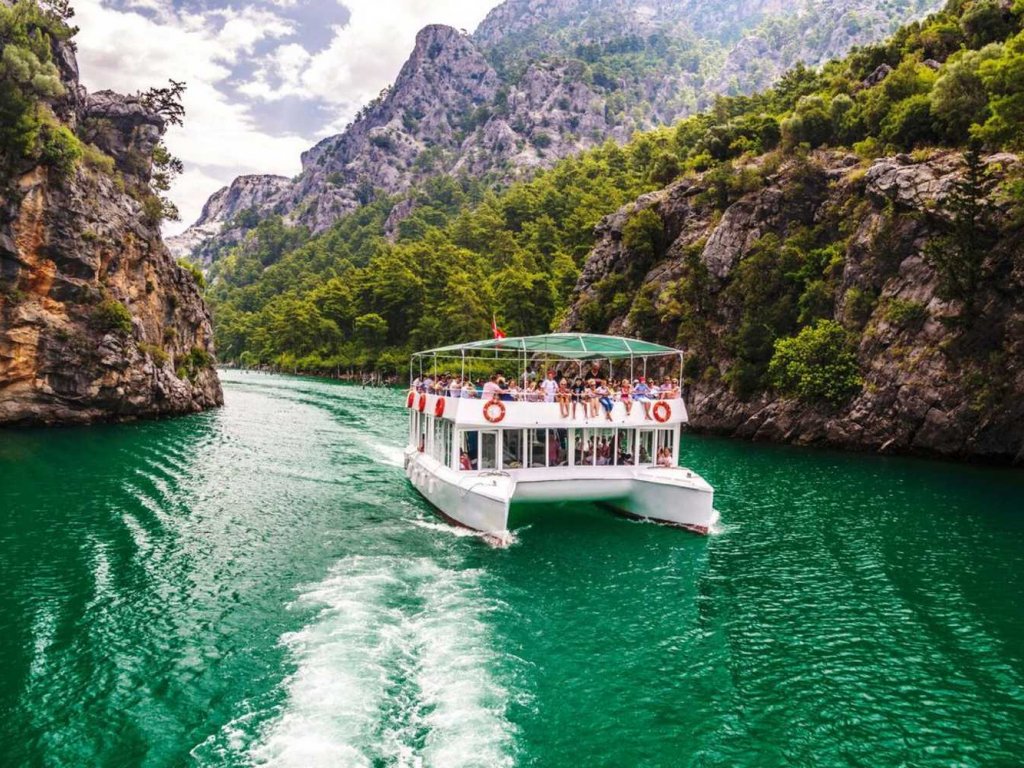 Antalya Yesil Kanyon Tekne Turu