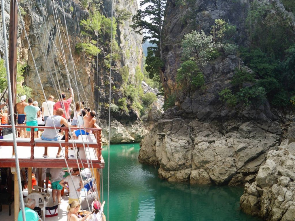 Antalya Yesil Kanyon Tekne Turu