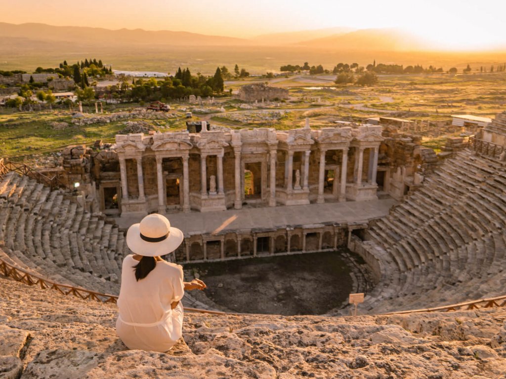 Antalya Pamukkale Tour (Full Package)