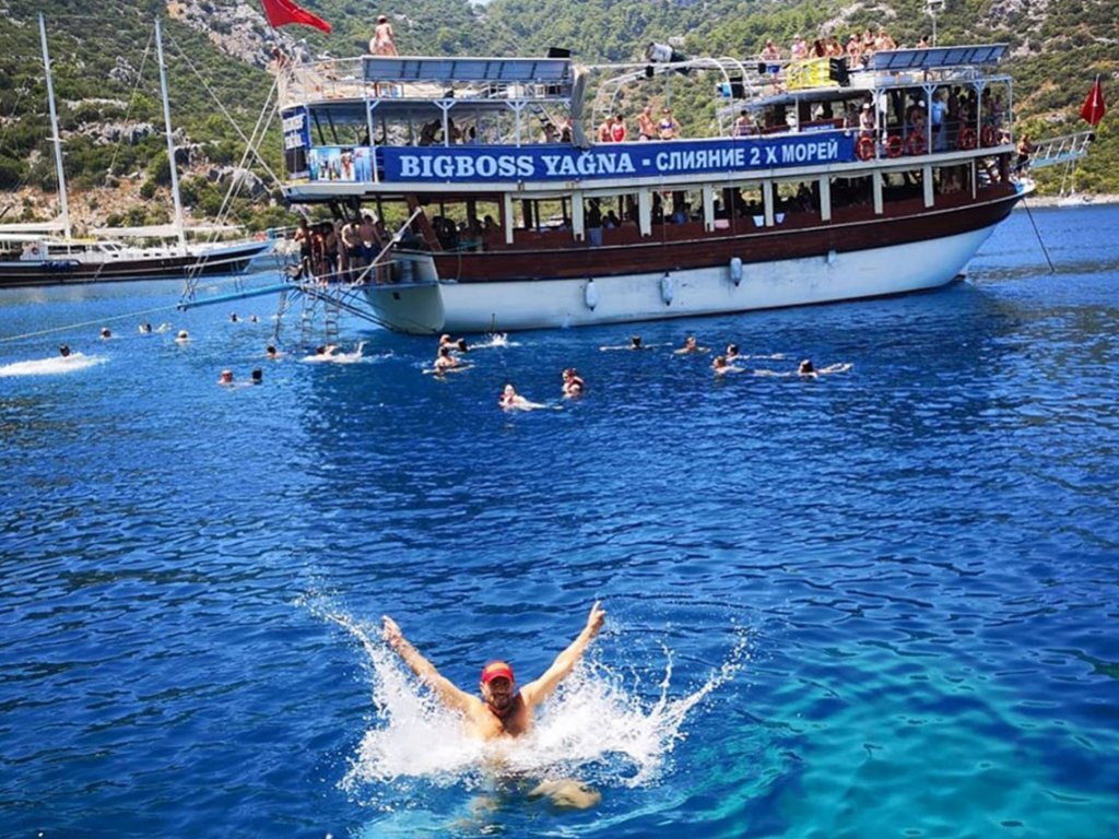 Big Boss Boat Trip (All Inclusive)