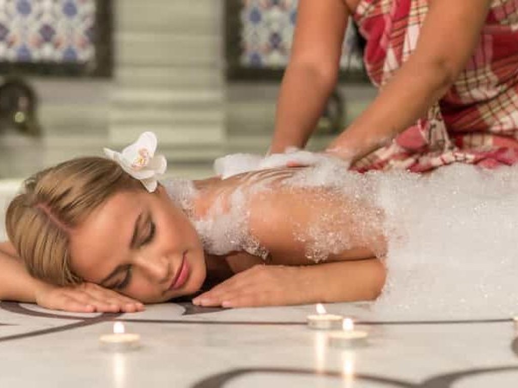 Ladies Only Turkish Bath Içmeler