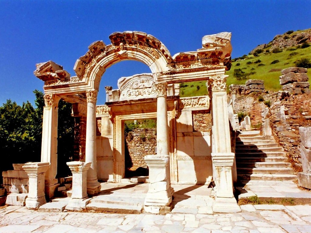 Icmeler Ephesus & Pamukkale Tour