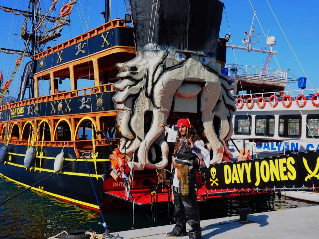 Marmaris Pirate Boat Trip