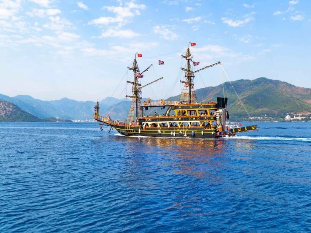 Turunç Pirate Boat Trip