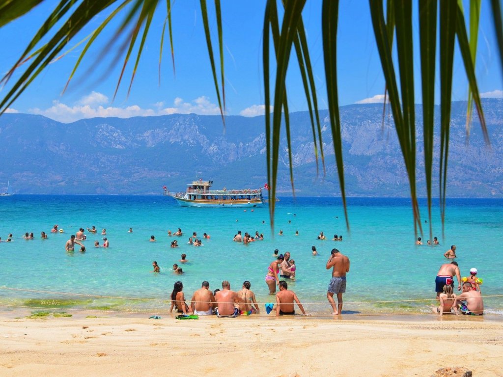 İçmeler Kleopatra Adası Tekne Turu