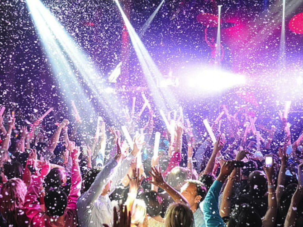 İçmeler Parti Teknesi